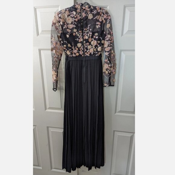 Self-Portrait Black and Cream Floral Maxi Dress - Picture 5 of 14